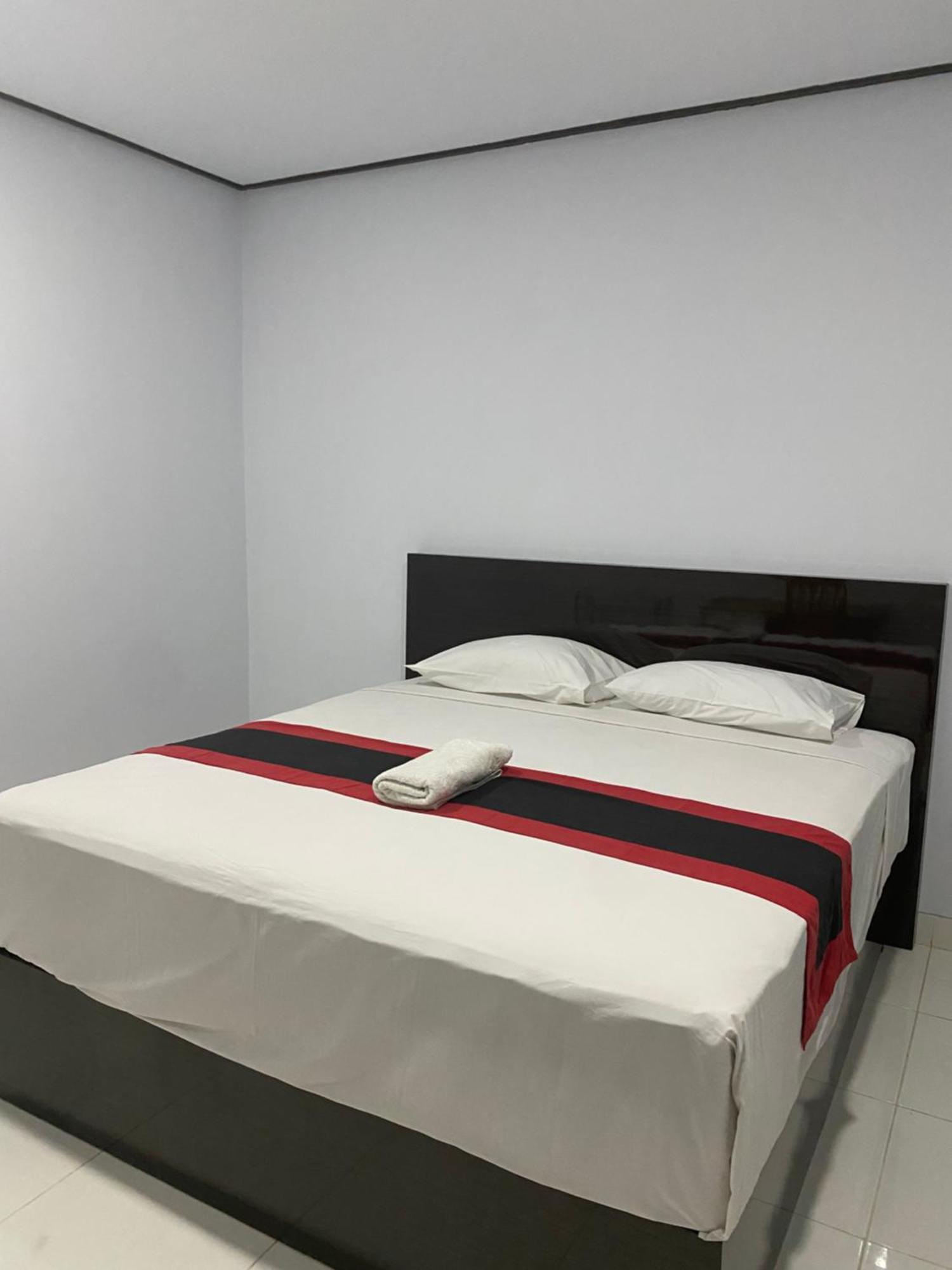 קנגו Taman Ratih Guest House מראה חיצוני תמונה