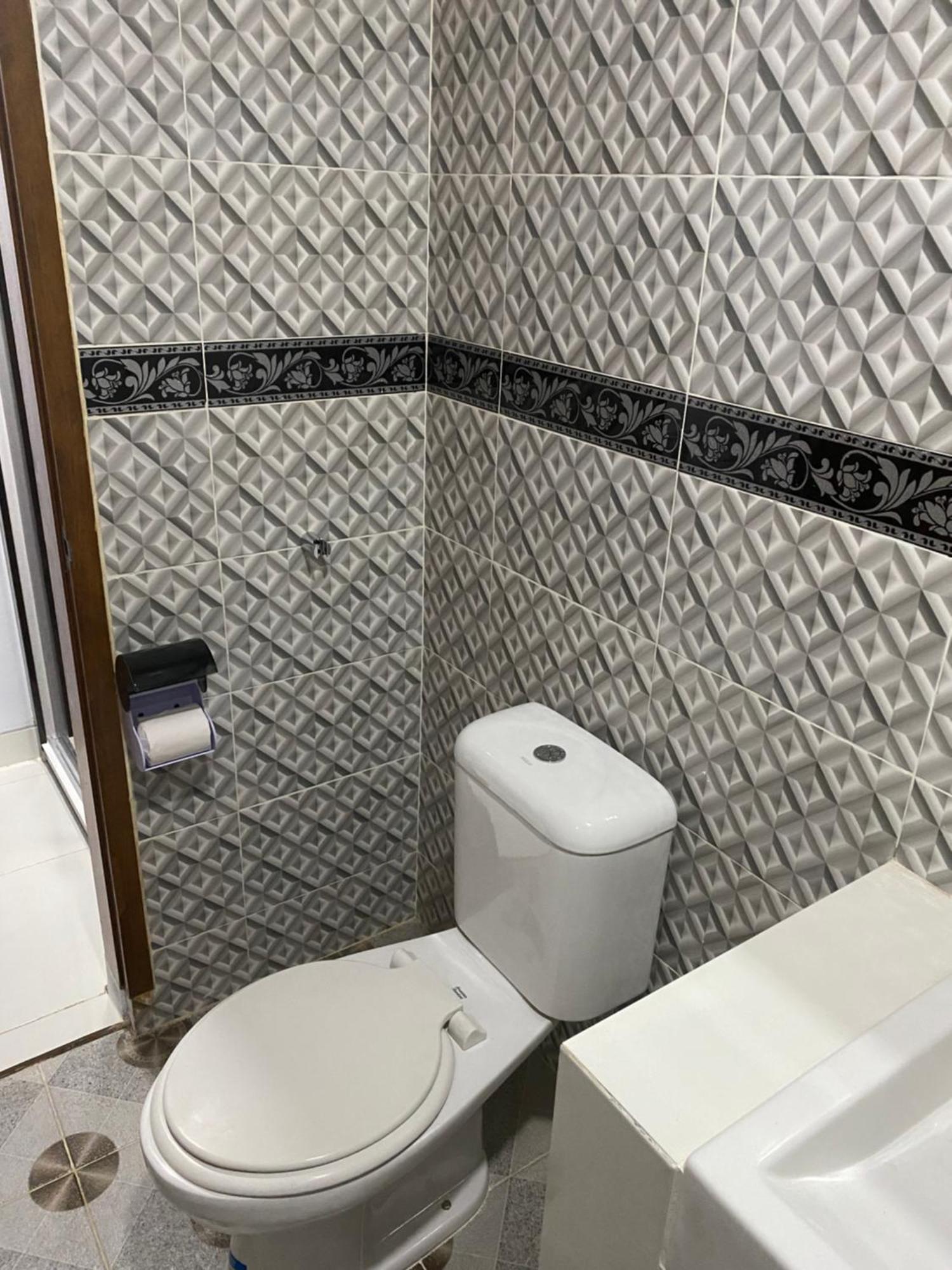 קנגו Taman Ratih Guest House מראה חיצוני תמונה
